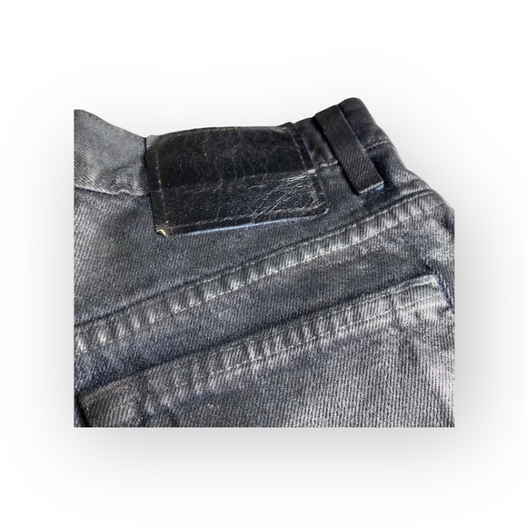 new LF Furst of a Kind ★ Levi's® 517’s® ★ Black Coated Cut Off Denim Shorts ★ - Picture 10 of 16